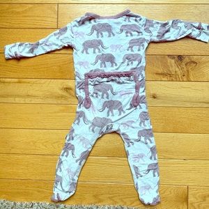 KicKee Pants pajamas/play wear 12-18 months